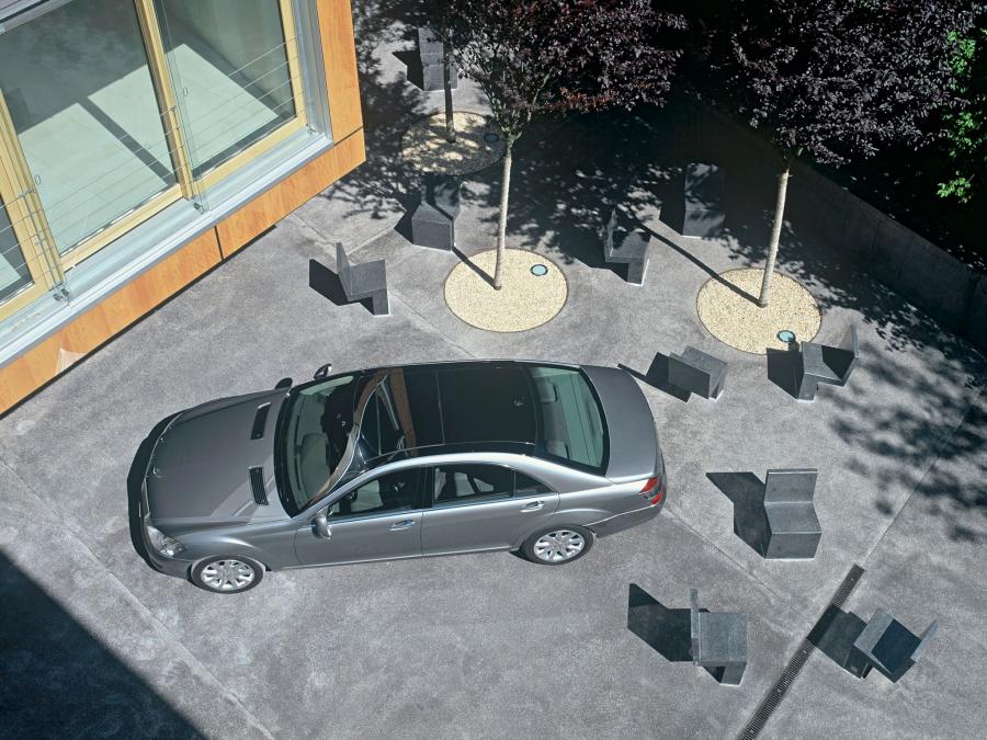  Mercedes-Benz S500 (W221) 2005 года  (фото 29 из 31)